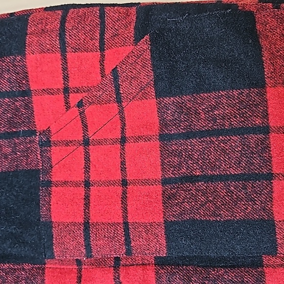 Old Navy Wool Puffer Vest with Pockets - Picture 3 of 6